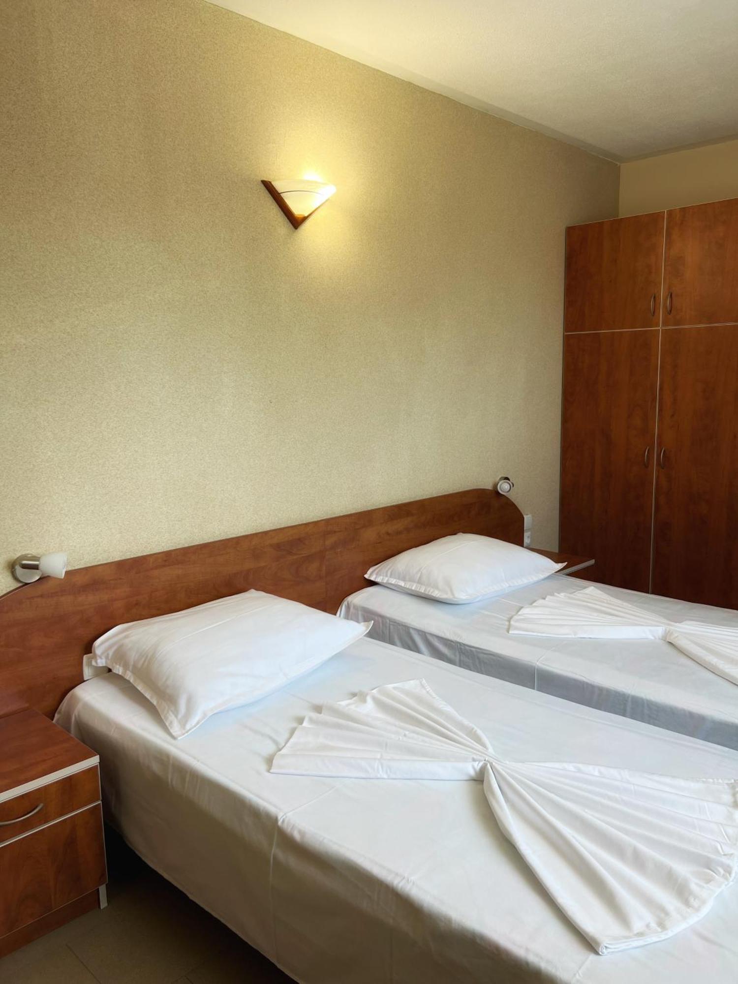 Hotel Jambo Sables d'or Extérieur photo