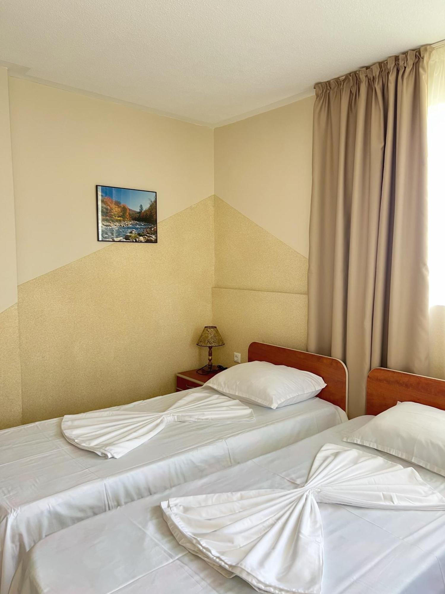 Hotel Jambo Sables d'or Extérieur photo