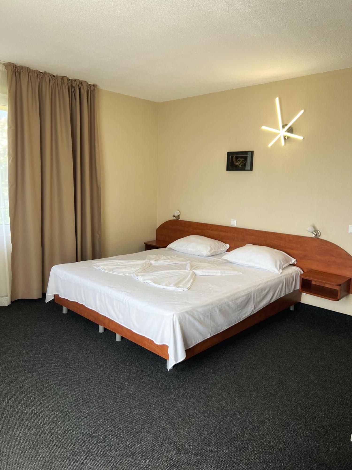 Hotel Jambo Sables d'or Extérieur photo